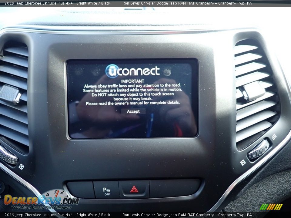 2019 Jeep Cherokee Latitude Plus 4x4 Bright White / Black Photo #15