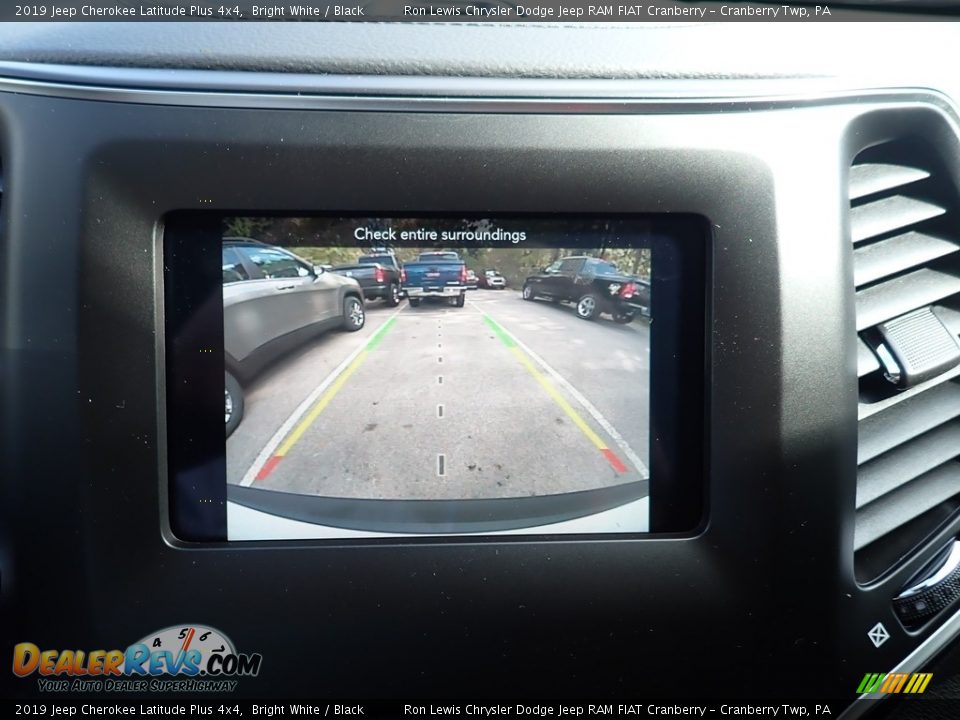 2019 Jeep Cherokee Latitude Plus 4x4 Bright White / Black Photo #16