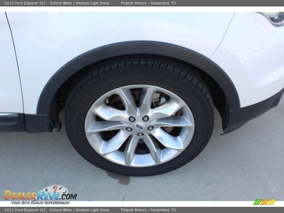2013 Ford Explorer XLT Oxford White / Medium Light Stone Photo #7