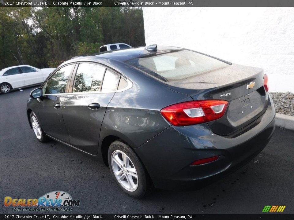 2017 Chevrolet Cruze LT Graphite Metallic / Jet Black Photo #10