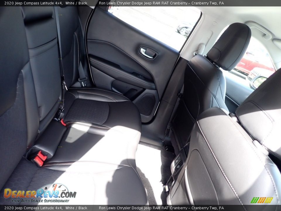 2020 Jeep Compass Latitude 4x4 White / Black Photo #12