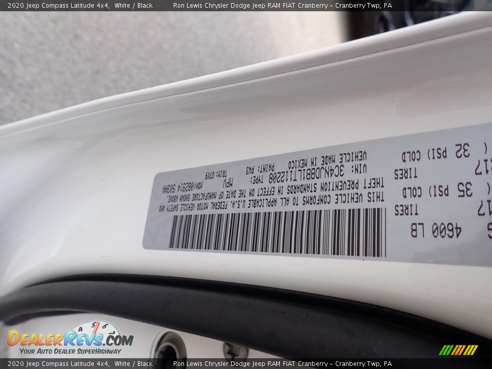 2020 Jeep Compass Latitude 4x4 White / Black Photo #15