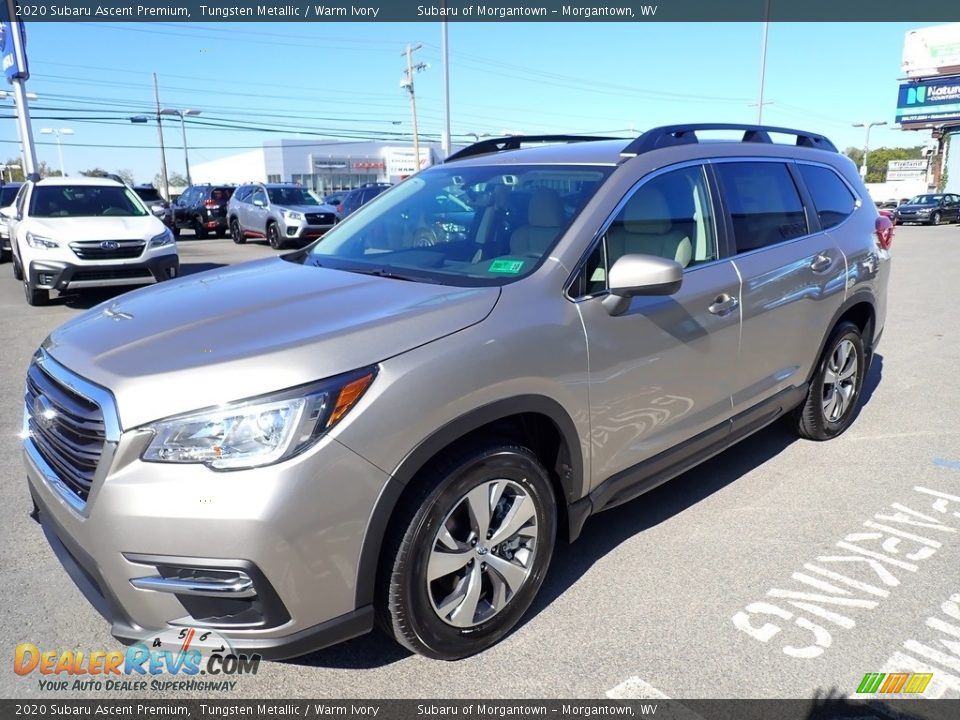 Front 3/4 View of 2020 Subaru Ascent Premium Photo #8