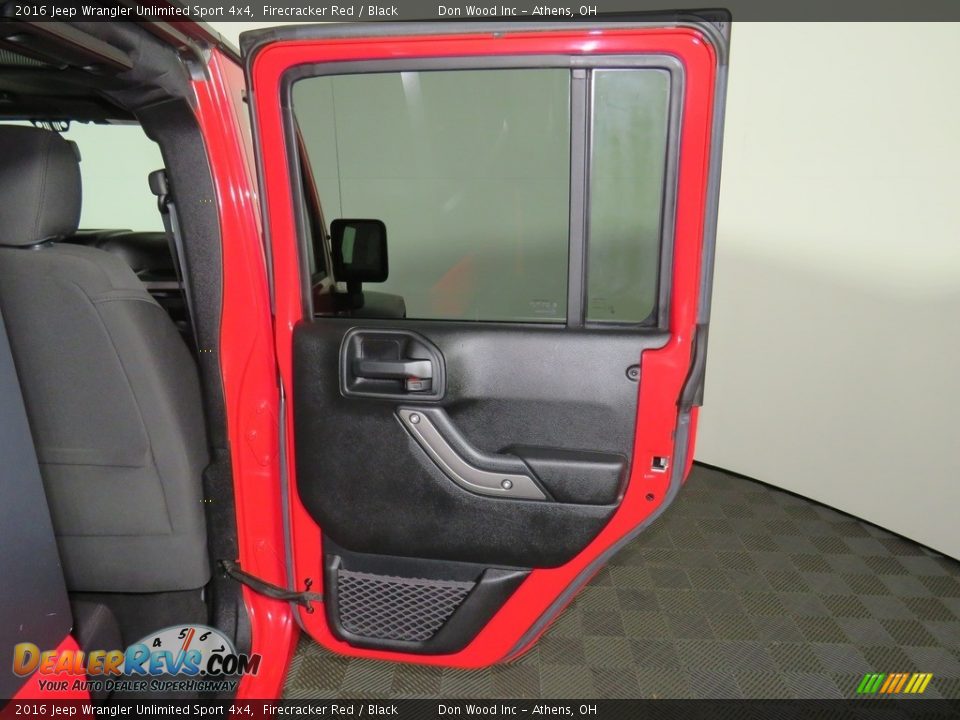 2016 Jeep Wrangler Unlimited Sport 4x4 Firecracker Red / Black Photo #21