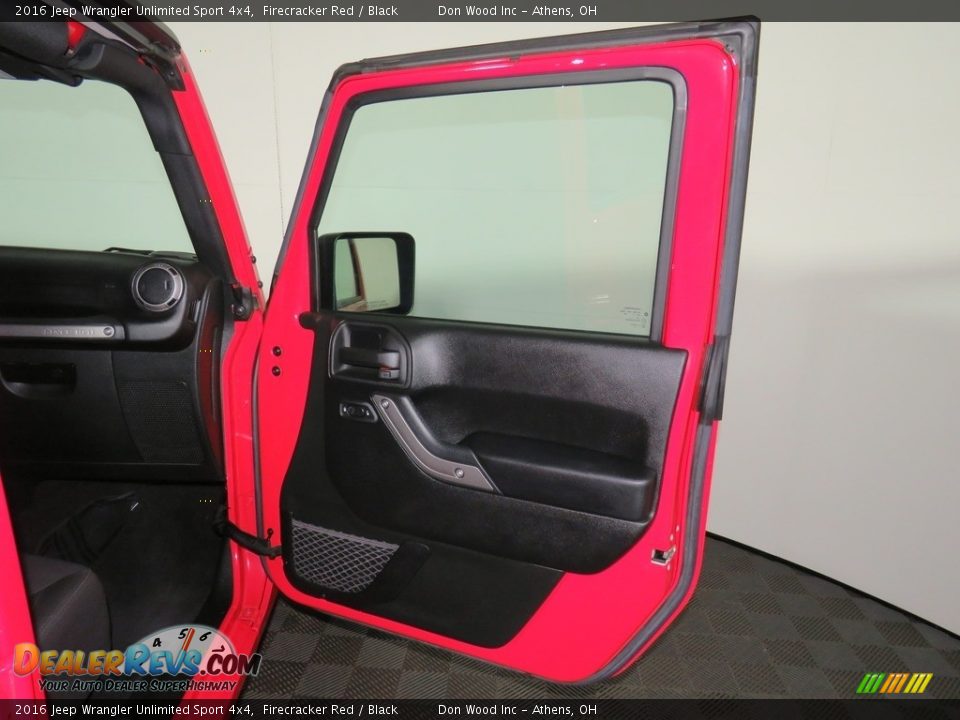 2016 Jeep Wrangler Unlimited Sport 4x4 Firecracker Red / Black Photo #23