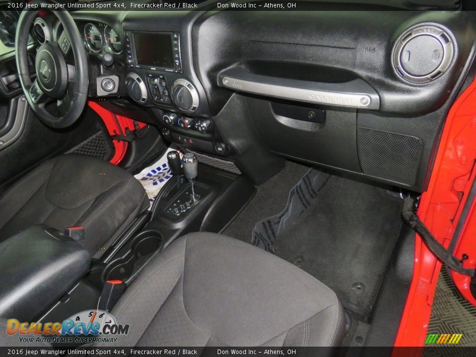 2016 Jeep Wrangler Unlimited Sport 4x4 Firecracker Red / Black Photo #25