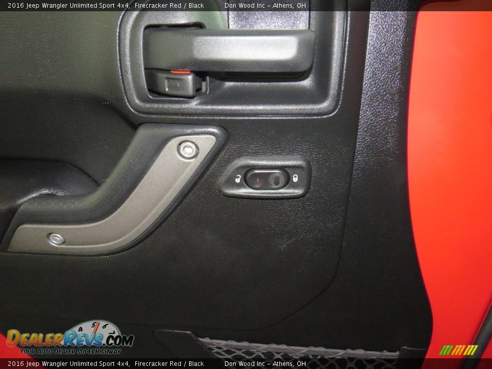 2016 Jeep Wrangler Unlimited Sport 4x4 Firecracker Red / Black Photo #32