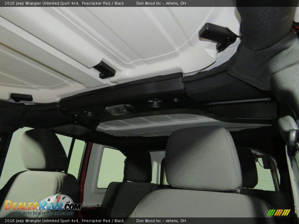 2016 Jeep Wrangler Unlimited Sport 4x4 Firecracker Red / Black Photo #35