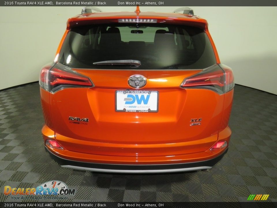 2016 Toyota RAV4 XLE AWD Barcelona Red Metallic / Black Photo #11