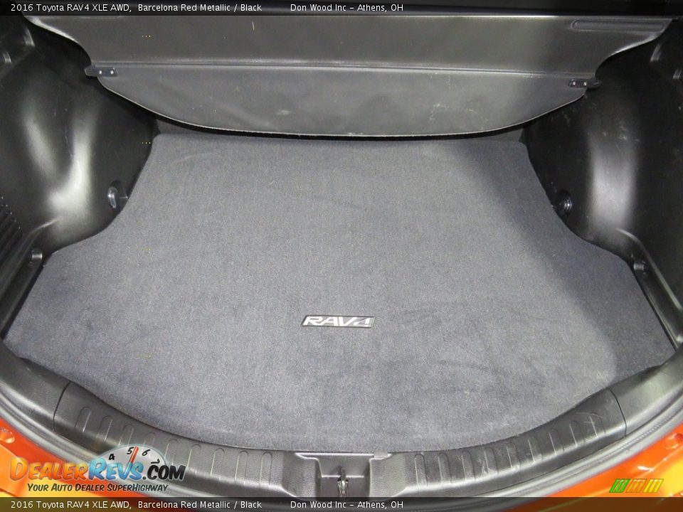 2016 Toyota RAV4 XLE AWD Barcelona Red Metallic / Black Photo #13