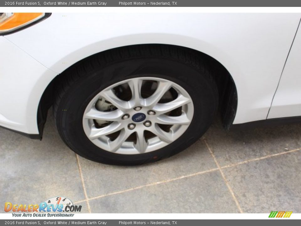 2016 Ford Fusion S Oxford White / Medium Earth Gray Photo #5