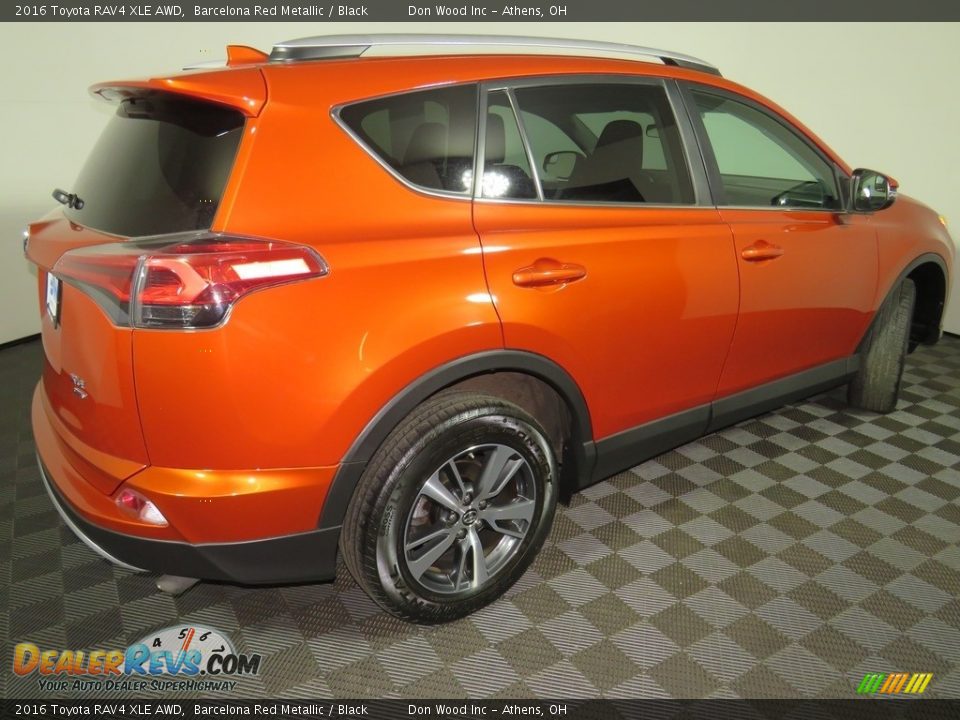 2016 Toyota RAV4 XLE AWD Barcelona Red Metallic / Black Photo #16