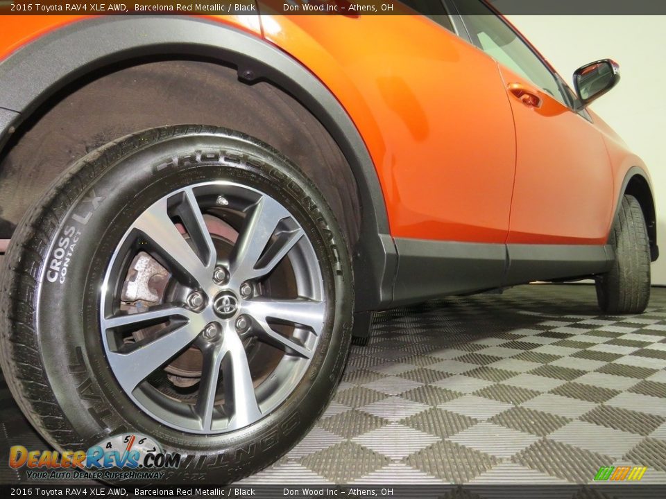 2016 Toyota RAV4 XLE AWD Barcelona Red Metallic / Black Photo #17