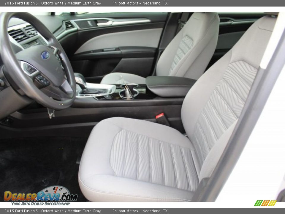2016 Ford Fusion S Oxford White / Medium Earth Gray Photo #10
