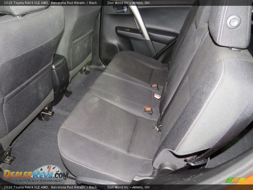2016 Toyota RAV4 XLE AWD Barcelona Red Metallic / Black Photo #23