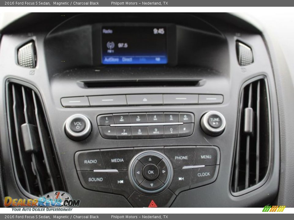 2016 Ford Focus S Sedan Magnetic / Charcoal Black Photo #17
