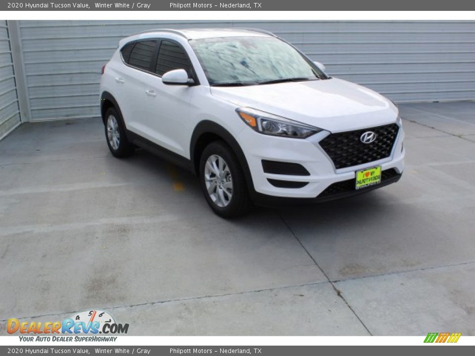2020 Hyundai Tucson Value Winter White / Gray Photo #2