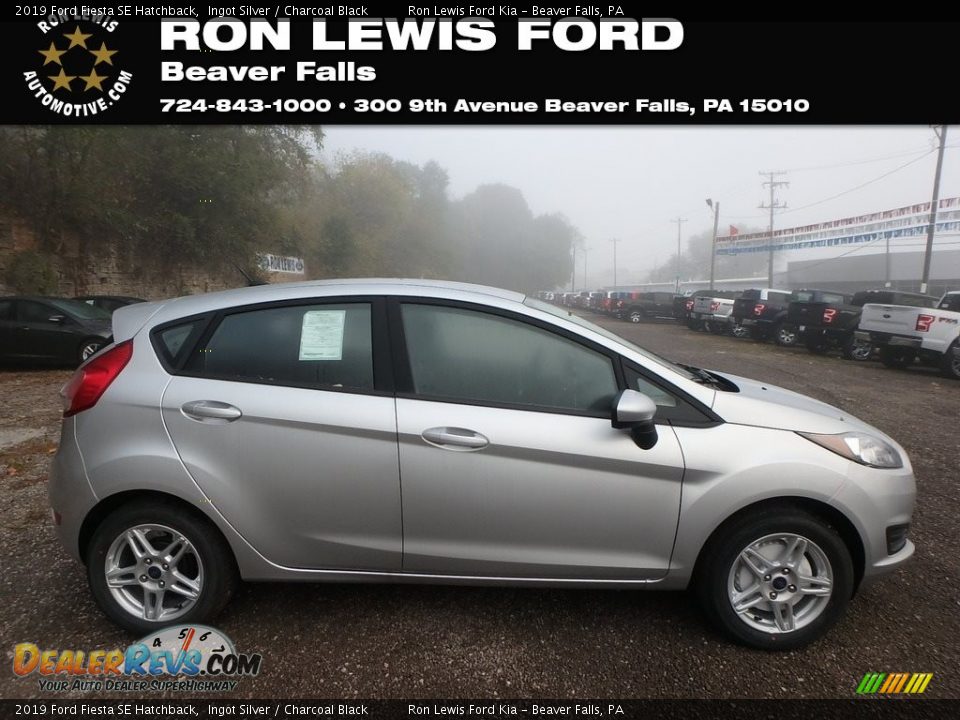 2019 Ford Fiesta SE Hatchback Ingot Silver / Charcoal Black Photo #1