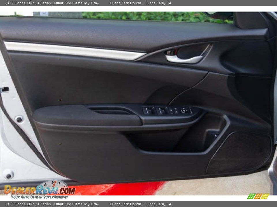 2017 Honda Civic LX Sedan Lunar Silver Metallic / Gray Photo #29