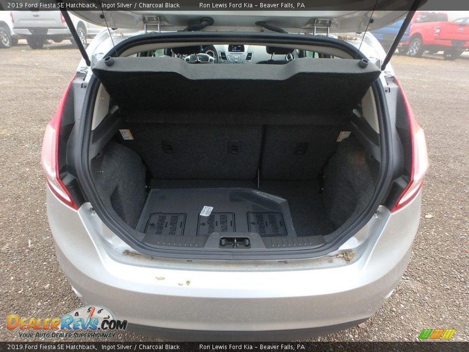 2019 Ford Fiesta SE Hatchback Ingot Silver / Charcoal Black Photo #3