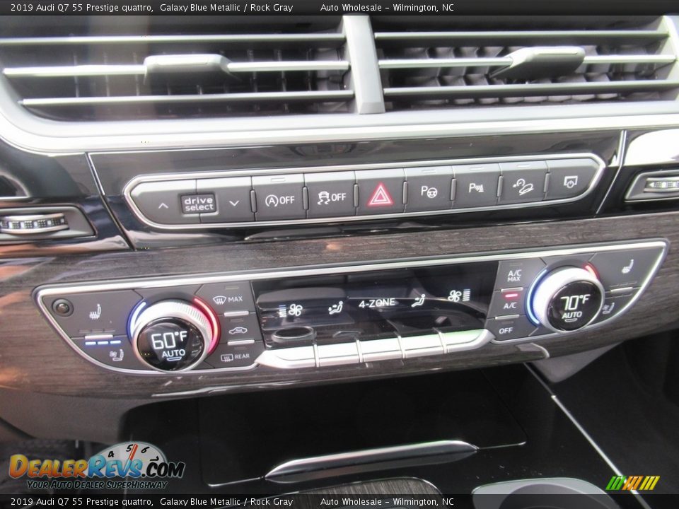 Controls of 2019 Audi Q7 55 Prestige quattro Photo #17
