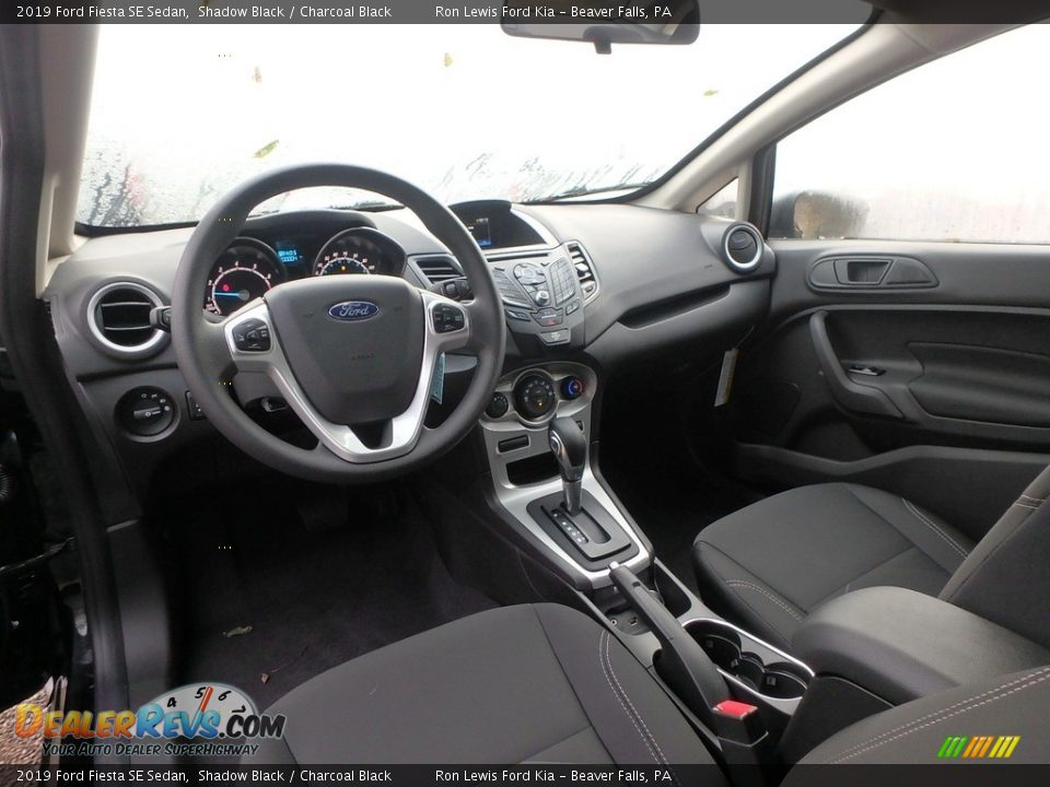2019 Ford Fiesta SE Sedan Shadow Black / Charcoal Black Photo #16