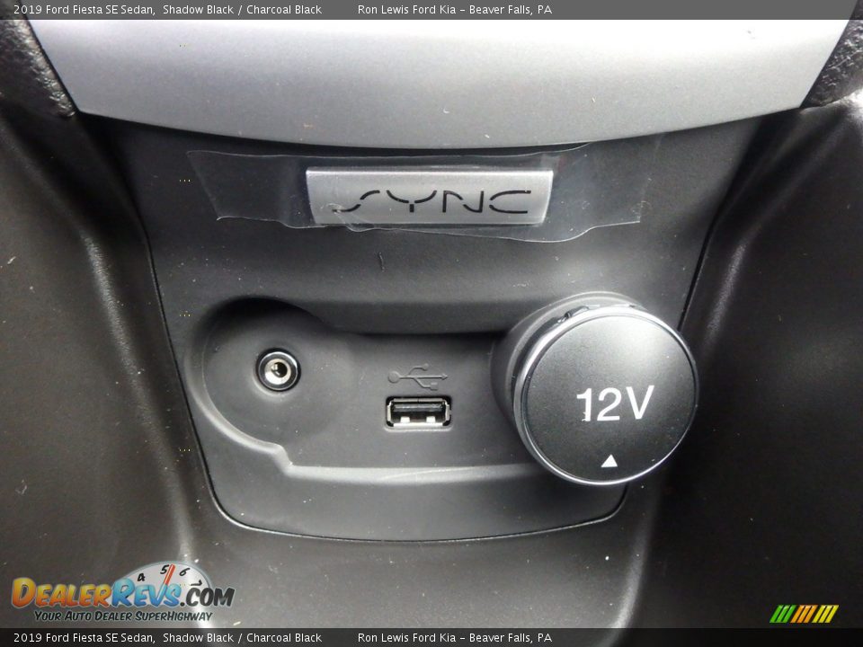 2019 Ford Fiesta SE Sedan Shadow Black / Charcoal Black Photo #20