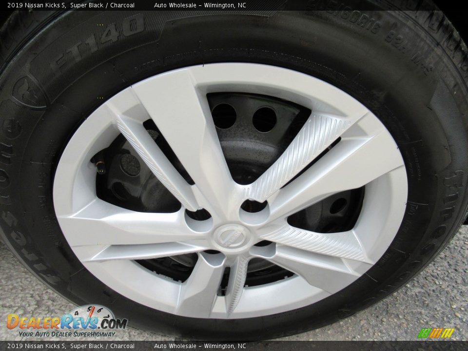 2019 Nissan Kicks S Wheel Photo #7