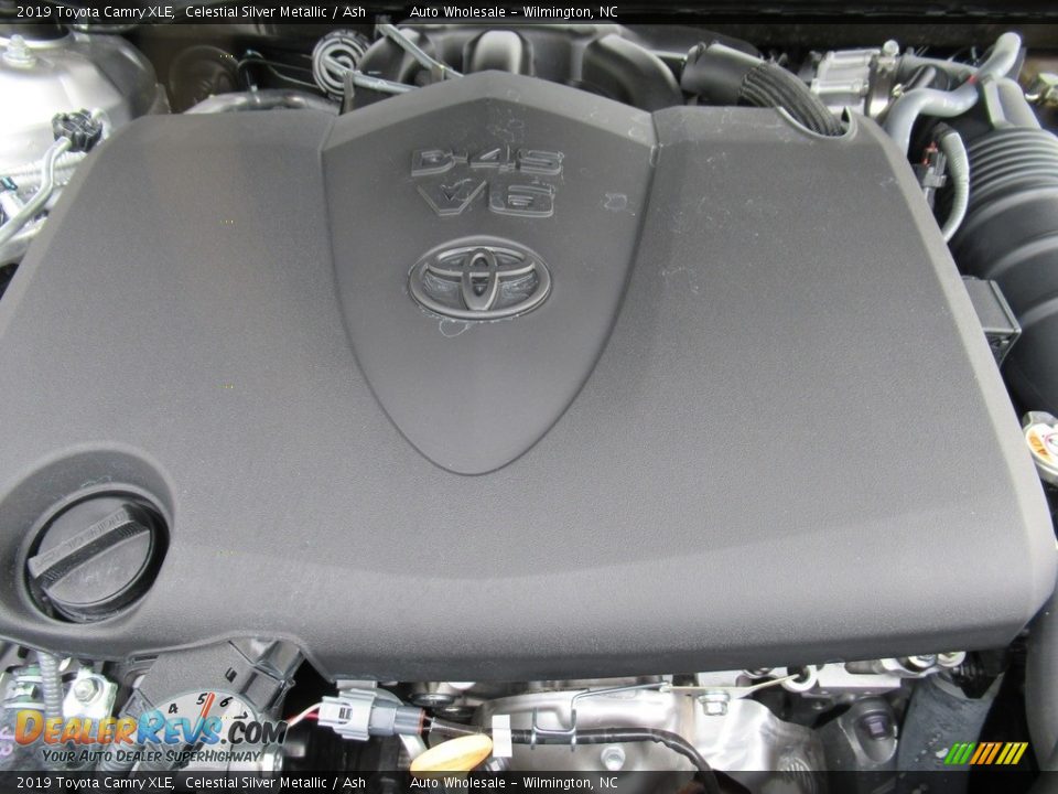 2019 Toyota Camry XLE Celestial Silver Metallic / Ash Photo #6