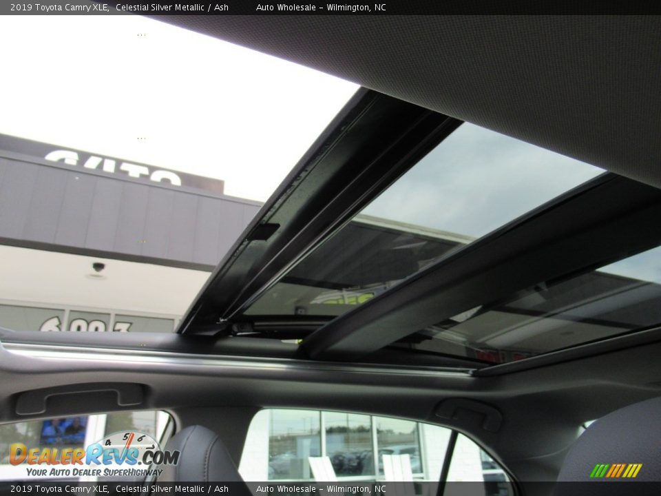 2019 Toyota Camry XLE Celestial Silver Metallic / Ash Photo #13