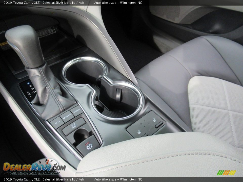 2019 Toyota Camry XLE Celestial Silver Metallic / Ash Photo #19