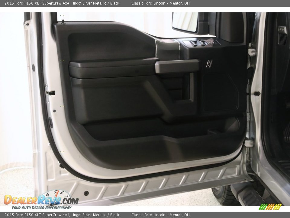 2015 Ford F150 XLT SuperCrew 4x4 Ingot Silver Metallic / Black Photo #5