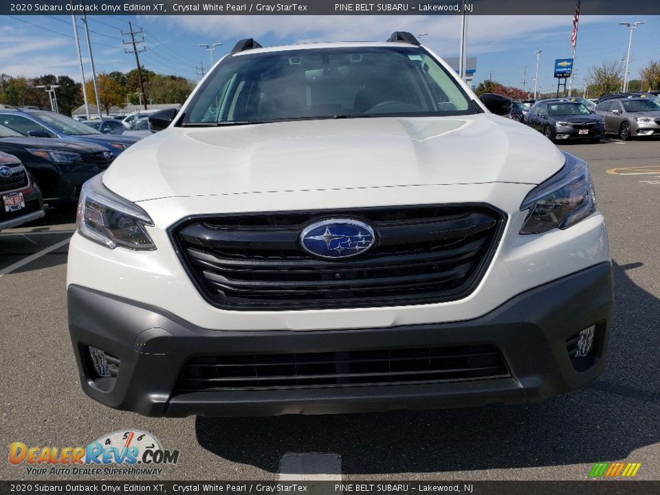 2020 Subaru Outback Onyx Edition XT Crystal White Pearl / Gray StarTex Photo #2