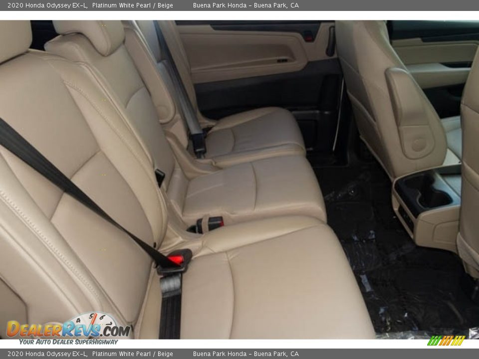 2020 Honda Odyssey EX-L Platinum White Pearl / Beige Photo #30