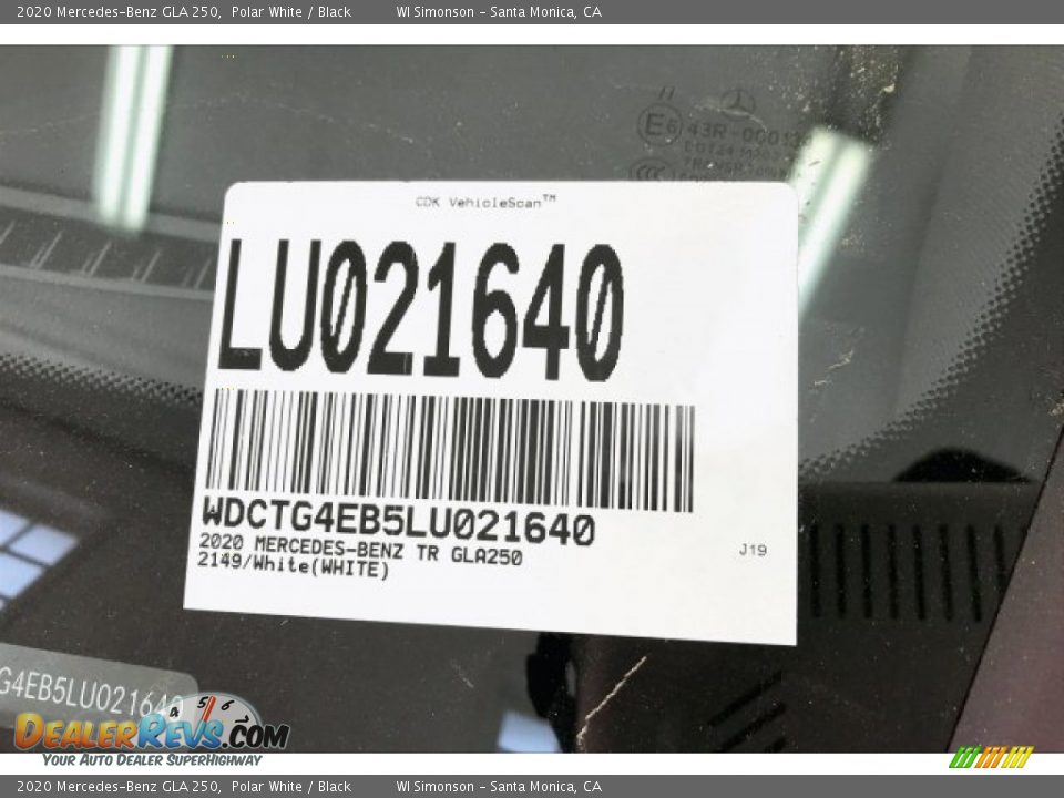 2020 Mercedes-Benz GLA 250 Polar White / Black Photo #11