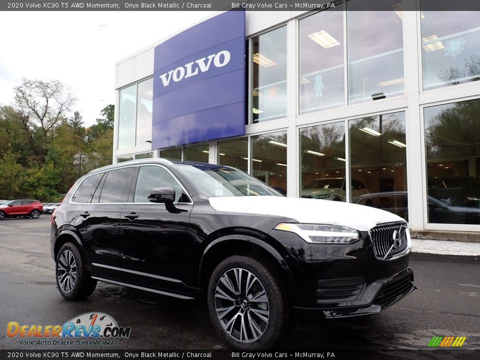 Front 3/4 View of 2020 Volvo XC90 T5 AWD Momentum Photo #1