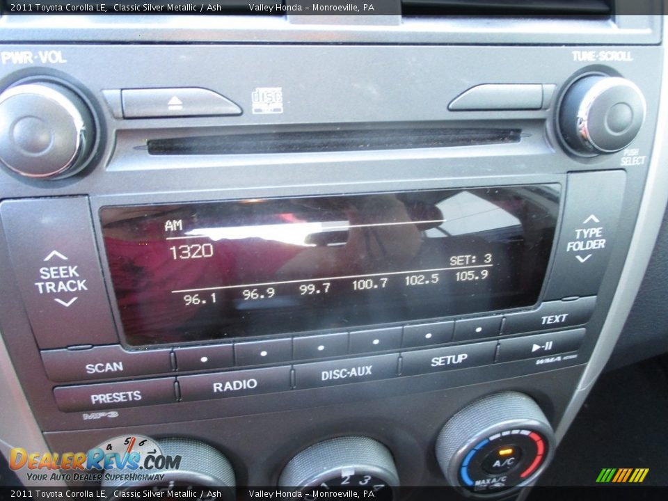 2011 Toyota Corolla LE Classic Silver Metallic / Ash Photo #17