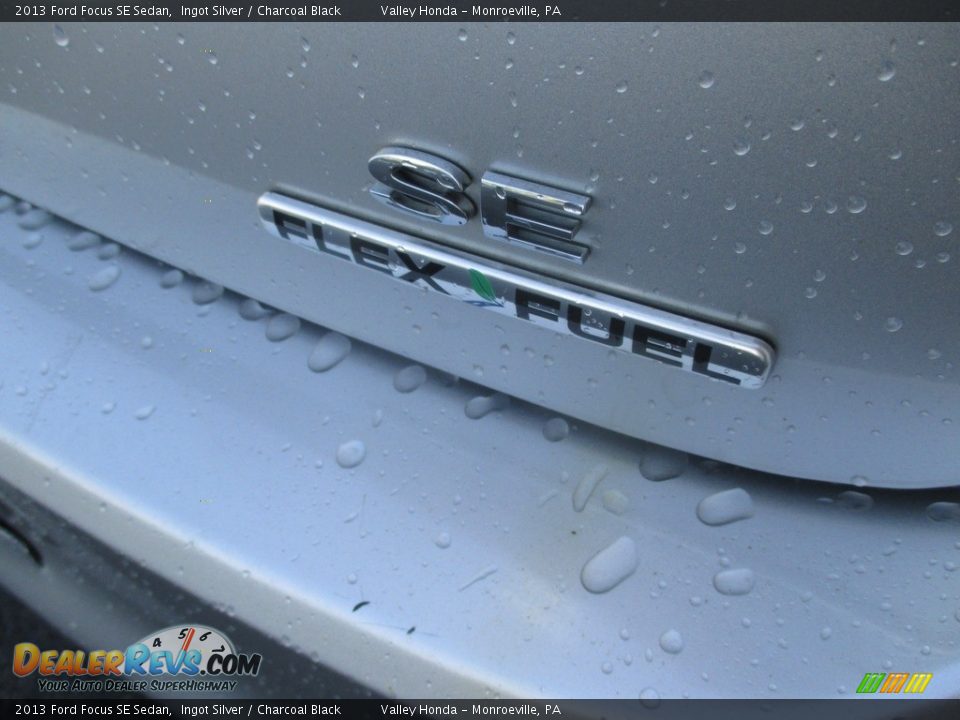 2013 Ford Focus SE Sedan Ingot Silver / Charcoal Black Photo #6