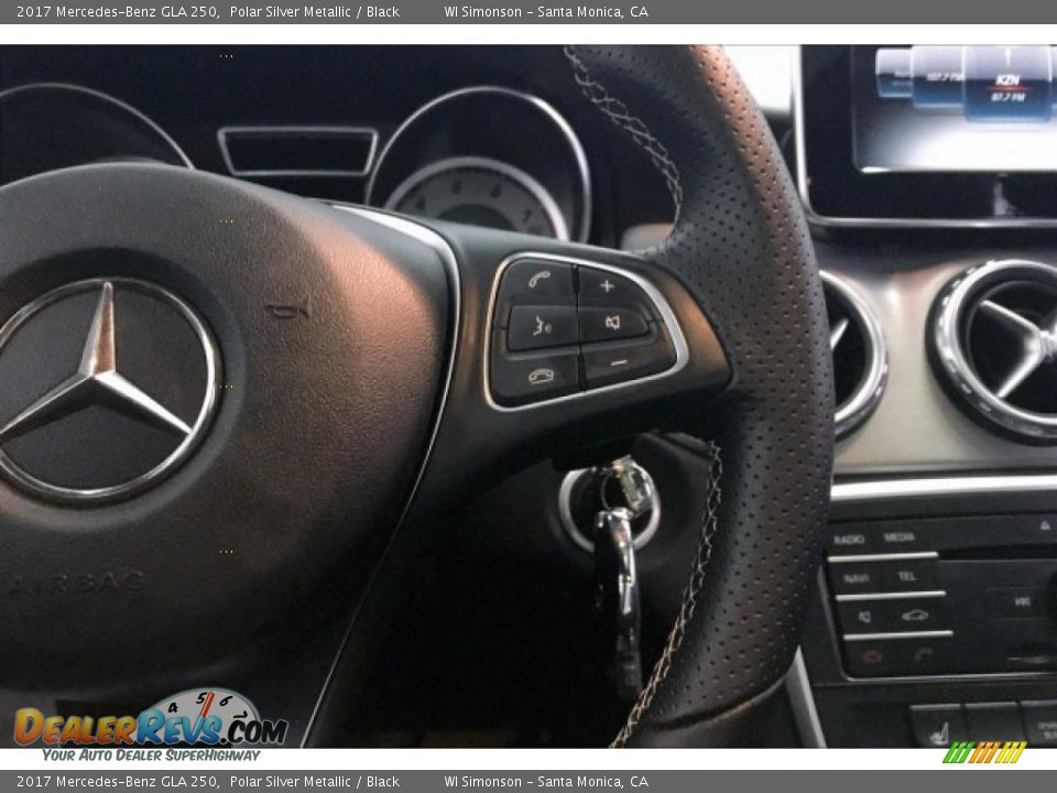 2017 Mercedes-Benz GLA 250 Polar Silver Metallic / Black Photo #10