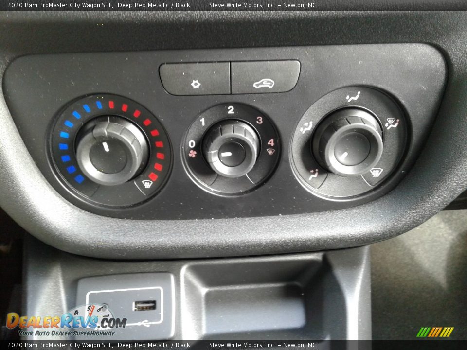 Controls of 2020 Ram ProMaster City Wagon SLT Photo #22