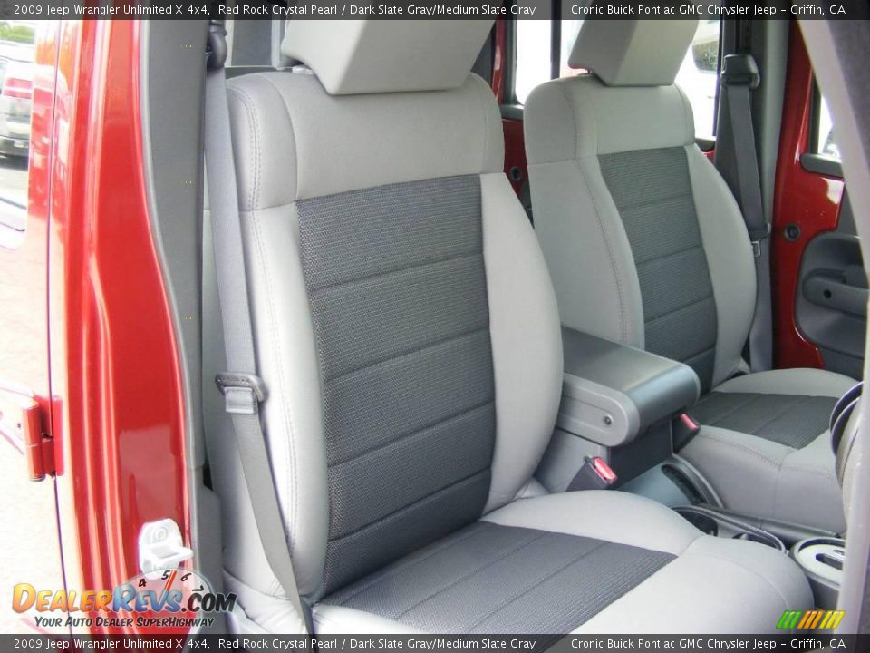 2009 Jeep Wrangler Unlimited X 4x4 Red Rock Crystal Pearl / Dark Slate Gray/Medium Slate Gray Photo #19