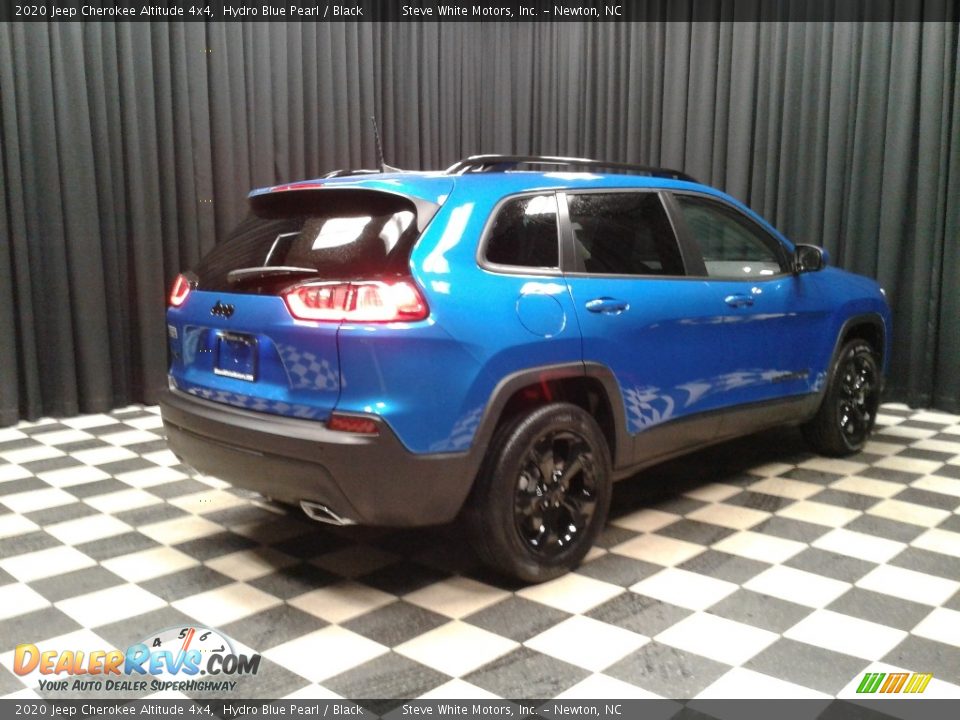 2020 Jeep Cherokee Altitude 4x4 Hydro Blue Pearl / Black Photo #6