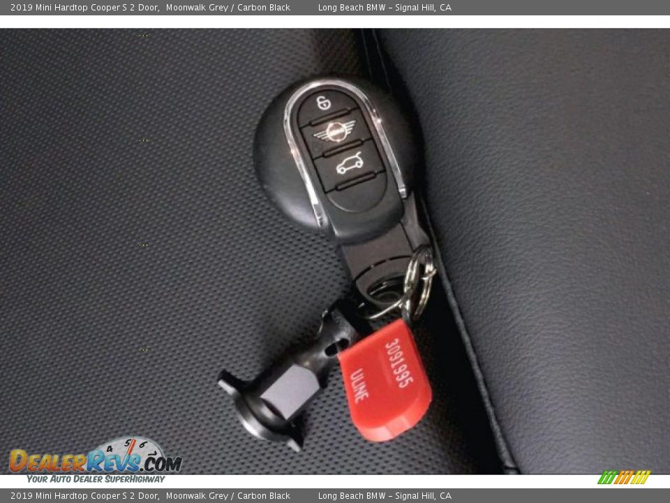 2019 Mini Hardtop Cooper S 2 Door Moonwalk Grey / Carbon Black Photo #11