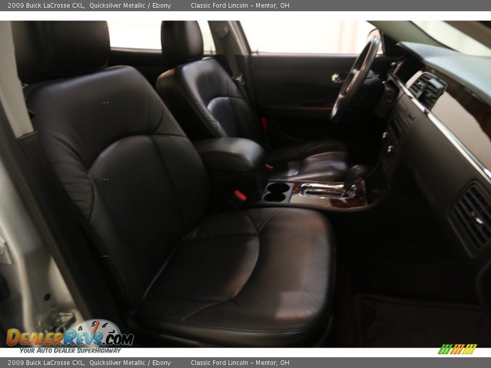 2009 Buick LaCrosse CXL Quicksilver Metallic / Ebony Photo #12