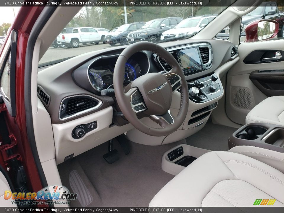Cognac/Alloy Interior - 2020 Chrysler Pacifica Touring L Photo #7