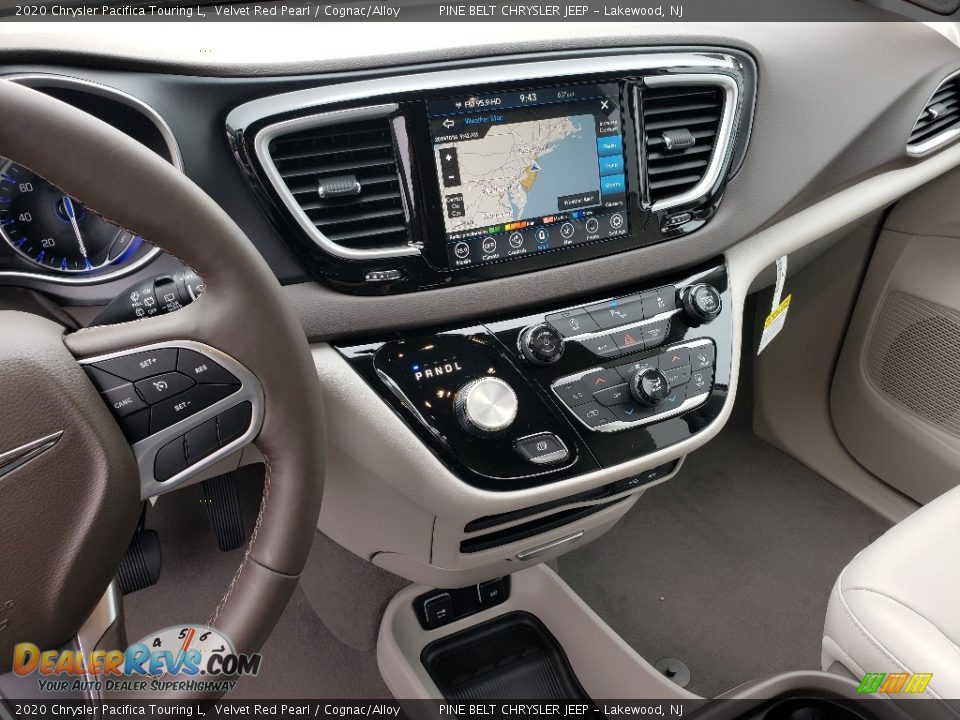 Navigation of 2020 Chrysler Pacifica Touring L Photo #10