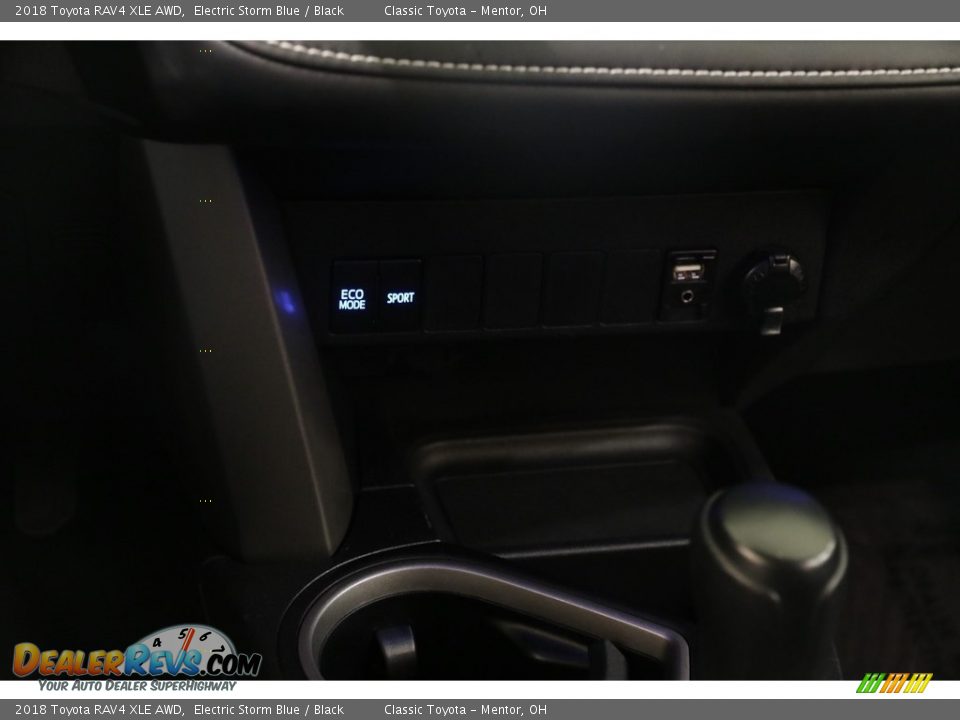 2018 Toyota RAV4 XLE AWD Electric Storm Blue / Black Photo #12