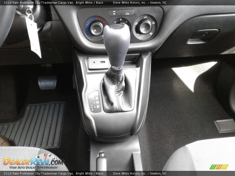 2019 Ram ProMaster City Tradesman Cargo Van Bright White / Black Photo #21