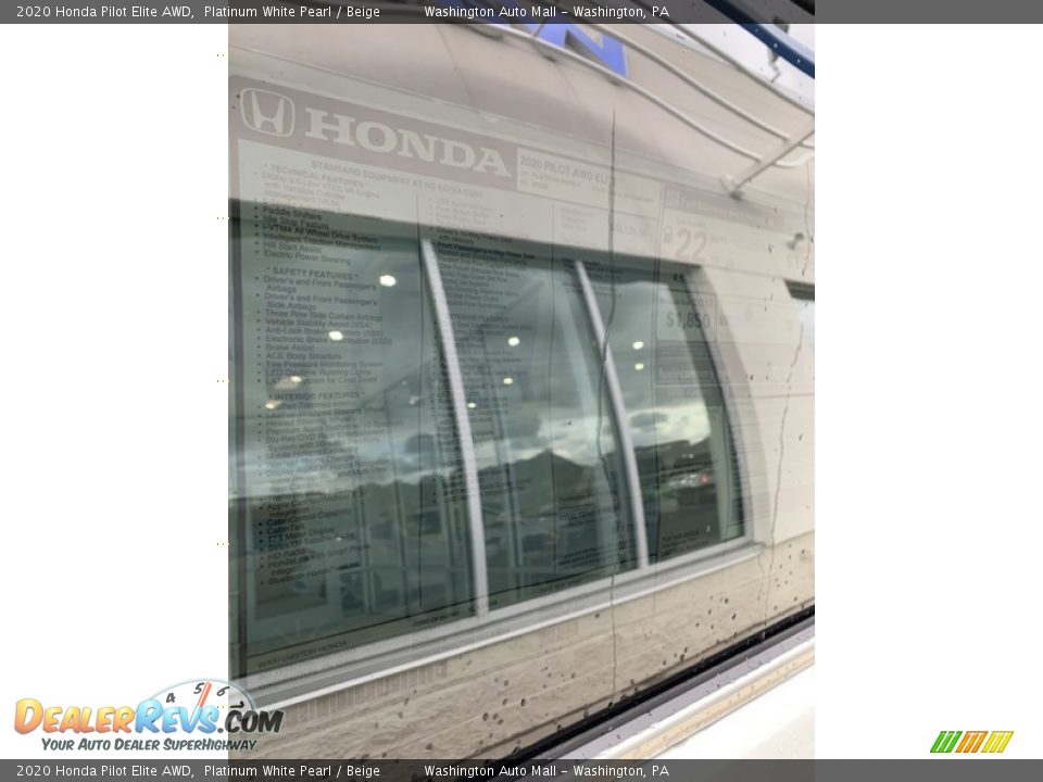 2020 Honda Pilot Elite AWD Platinum White Pearl / Beige Photo #15