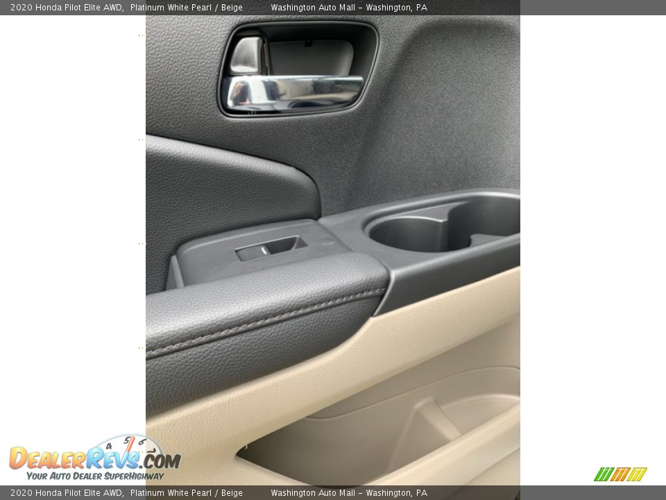 2020 Honda Pilot Elite AWD Platinum White Pearl / Beige Photo #17
